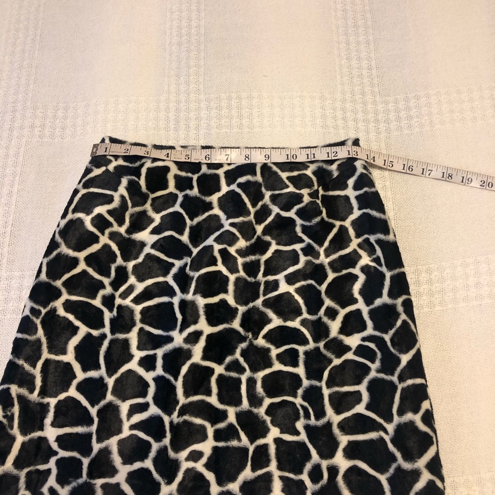 Beautiful women’s skirt - Picture 6 of 6